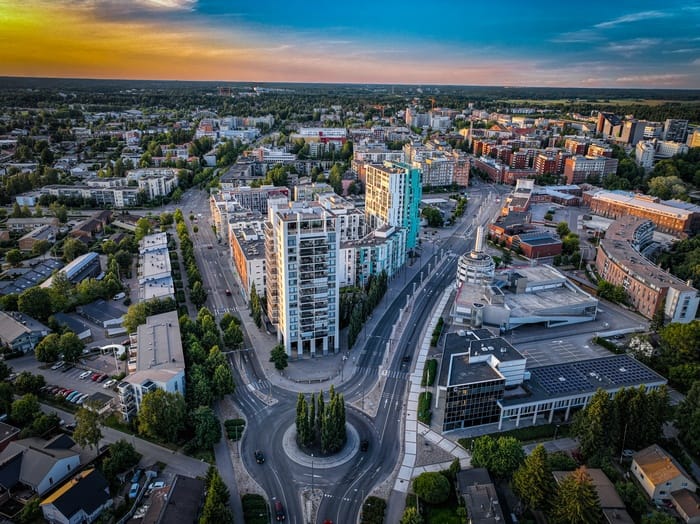 Mitkä ovat vuokralaisen oikeudet toimitilan kunnossapitoon liittyvissä kysymyksissä?