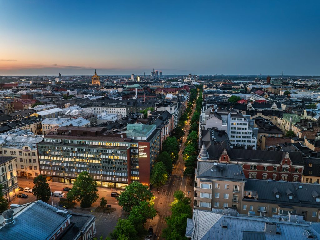 Bulevardi 21 toimitilat Helsinki upea sijainti ilmakuva